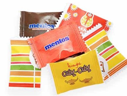 Ментос в упаковке флоупак с логотипом  - фото